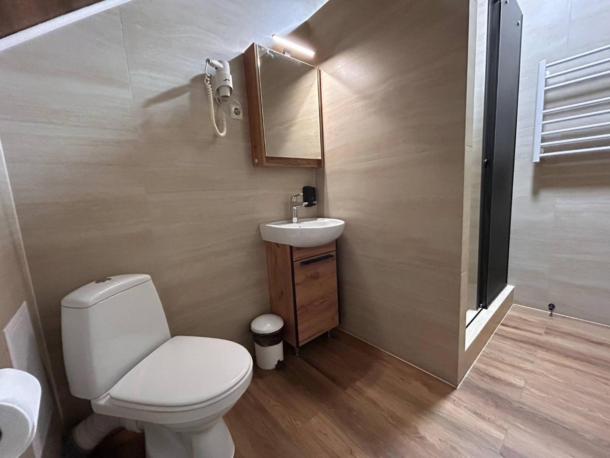 Ethno Complex Ukrayinske Selo Hotel Buzovaya Luaran gambar