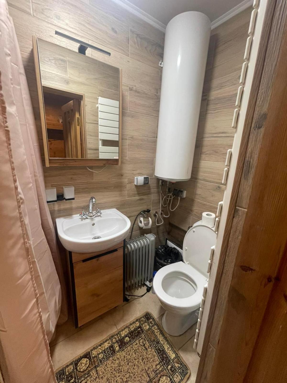 Ethno Complex Ukrayinske Selo Hotel Buzovaya Luaran gambar