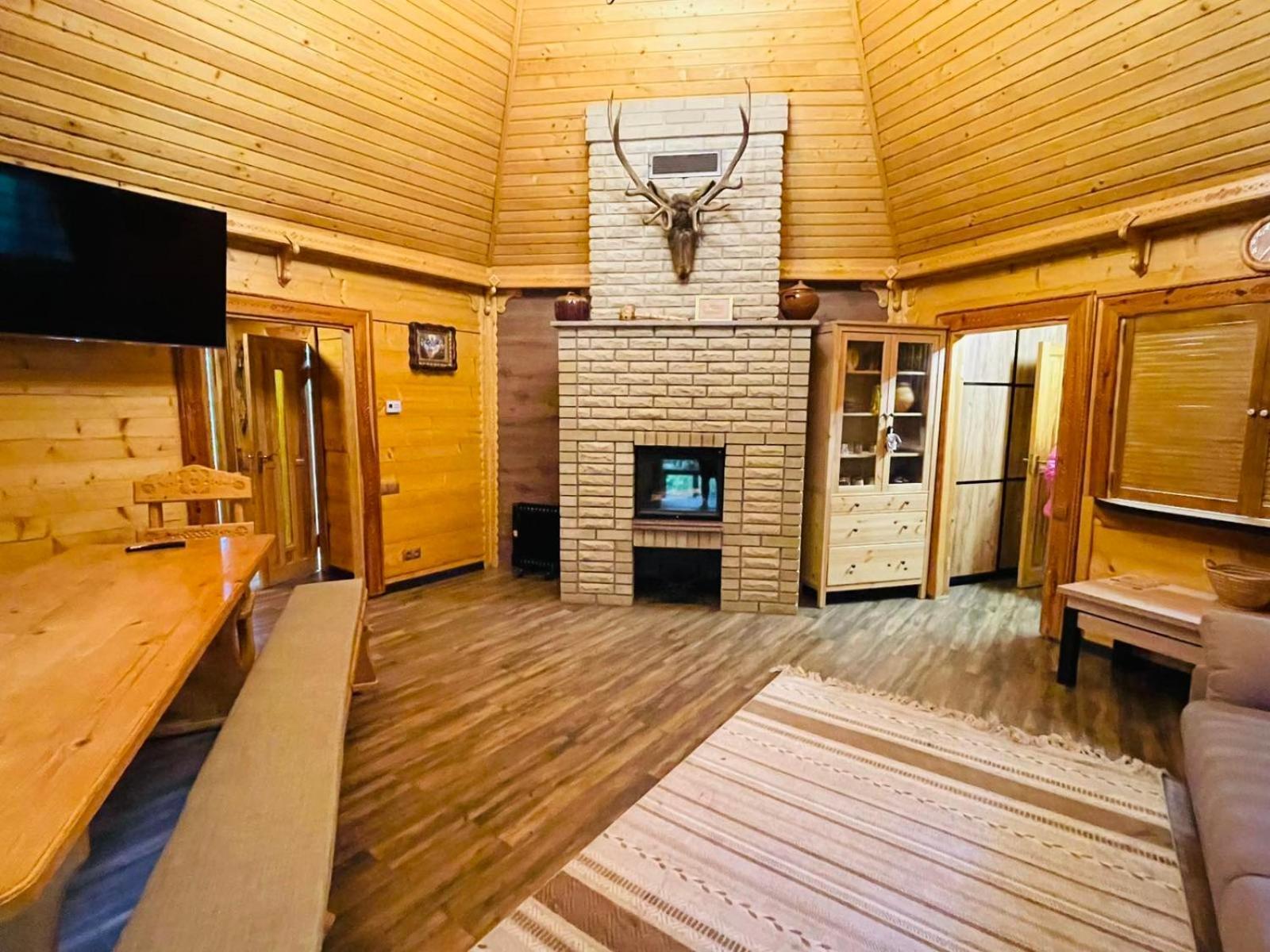 Ethno Complex Ukrayinske Selo Hotel Buzovaya Luaran gambar