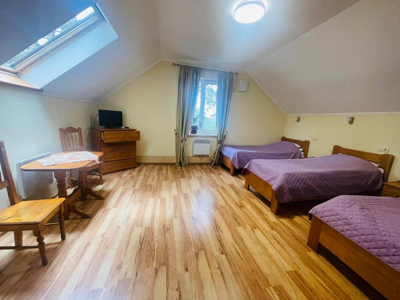 Ethno Complex Ukrayinske Selo Hotel Buzovaya Luaran gambar