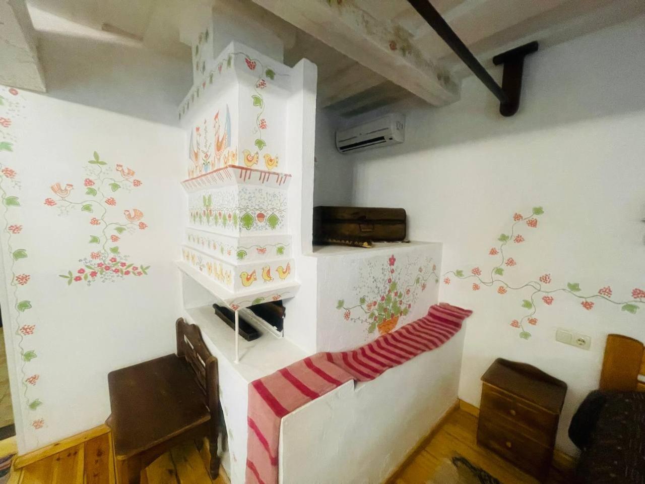 Ethno Complex Ukrayinske Selo Hotel Buzovaya Luaran gambar