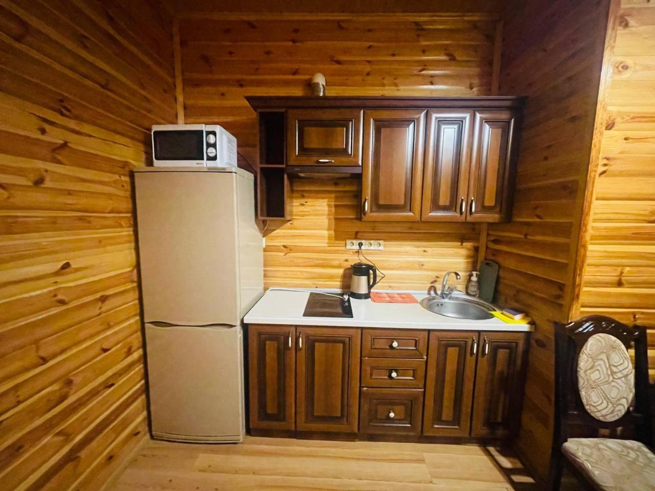 Ethno Complex Ukrayinske Selo Hotel Buzovaya Luaran gambar