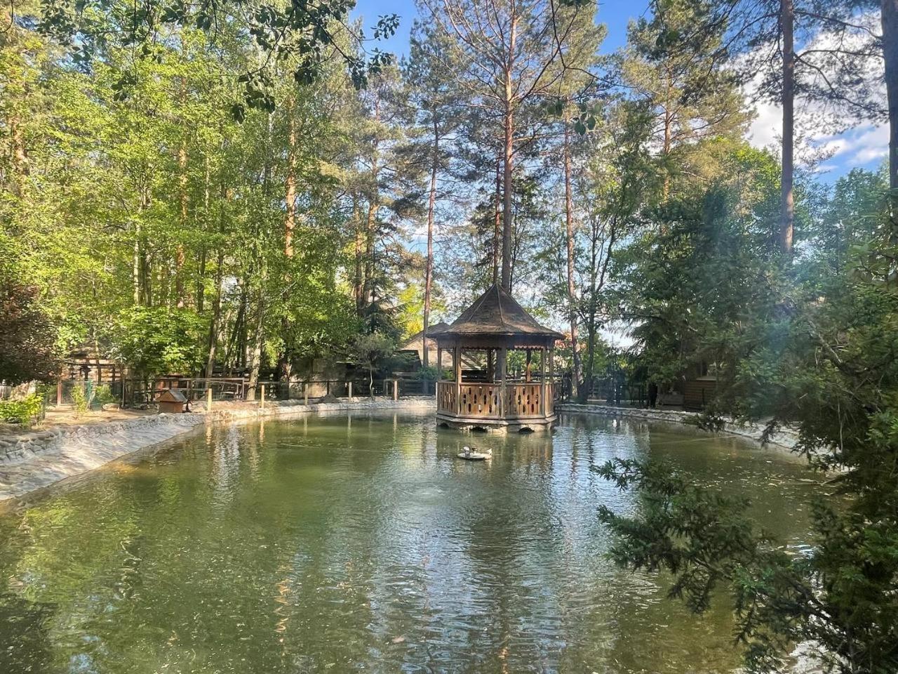 Ethno Complex Ukrayinske Selo Hotel Buzovaya Luaran gambar