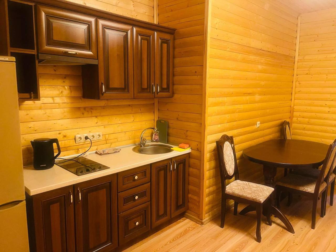 Ethno Complex Ukrayinske Selo Hotel Buzovaya Luaran gambar
